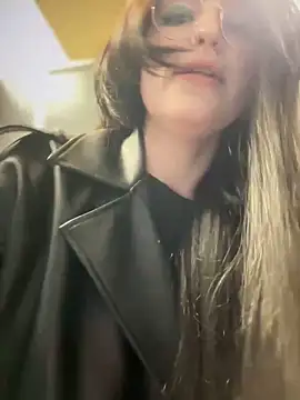meow girl online show from 12/02/24, 07:16
