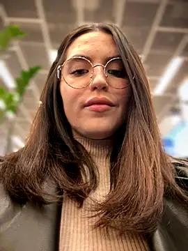 meow girl online show from 11/05/25, 11:10