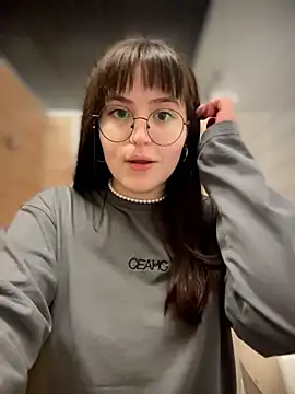 meow girl online show from 07/05/26, 01:51