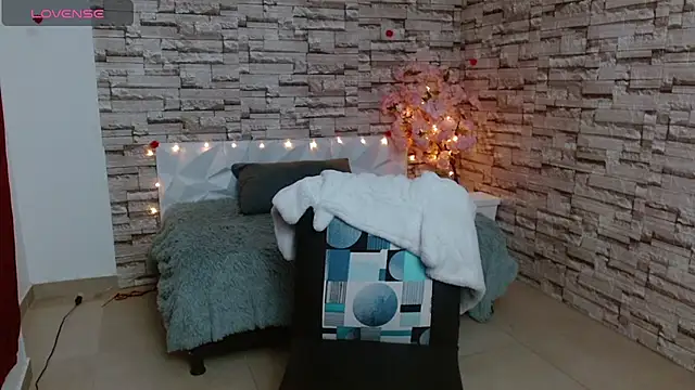 Vanse lust online show from 02/25/25, 11:11