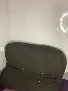 lixiaoshuai8 online show from 11/27/25, 06:26