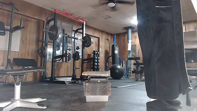 Snapshot of n8vpumpnhump chatting on 12/05/25, 12:30 n8vpumpnhump online show from 12/05/25, 12:30