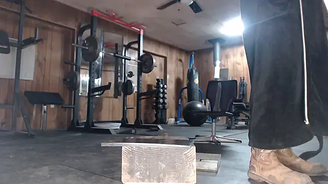 Snapshot of n8vpumpnhump chatting on 12/16/25, 12:37 n8vpumpnhump online show from 12/16/25, 12:37