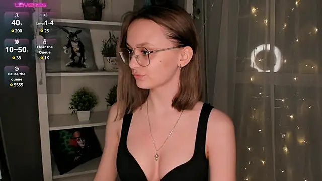 ms elizabethqueen online show from 02/14/25, 07:12