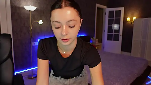 DinaCandy online show from 10/01/25, 09:59