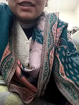 rituu07 online show from 12/04/24, 11:30