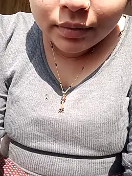 rituu07 online show from 12/11/24, 04:18