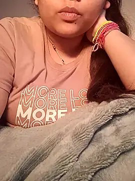 rituu07 online show from 01/07/25, 11:16