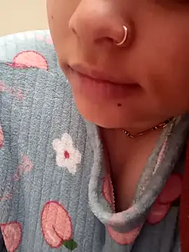 rituu07 online show from 01/28/25, 04:29