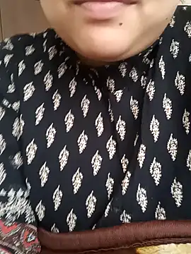 rituu07 online show from 02/17/25, 03:47