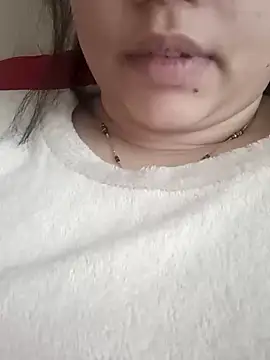 rituu07 online show from 02/19/25, 03:39