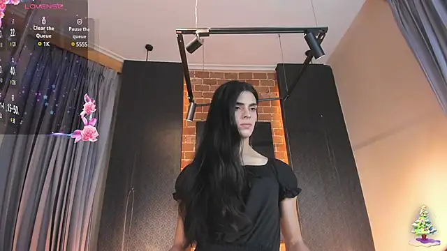 Venusflame   online show from 01/20/25, 11:45