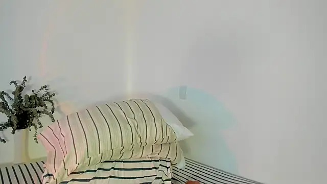 Candelariia  online show from 03/18/25, 08:04
