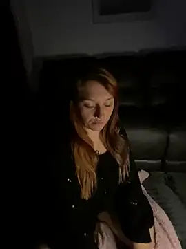 Snapshot of Stoner_BarbieXX chatting on 09/20/25, 09:49 Stoner BarbieXX online show from 09/20/25, 09:49