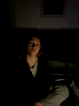 Snapshot of Stoner_BarbieXX chatting on 11/02/25, 10:45 Stoner BarbieXX online show from 11/02/25, 10:45