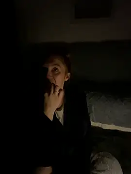 Snapshot of Stoner_BarbieXX chatting on 11/30/25, 11:20 Stoner BarbieXX online show from 11/30/25, 11:20