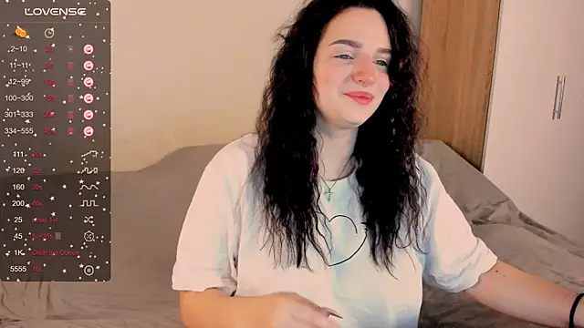   Latisha   online show from 02/18/25, 04:16