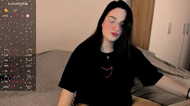   Latisha   online show from 02/27/25, 03:58