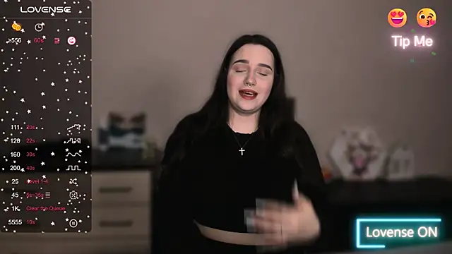   Latisha   online show from 10/15/25, 07:14