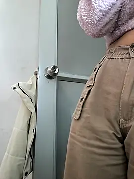 zoe connor19 online show from 11/19/25, 08:31