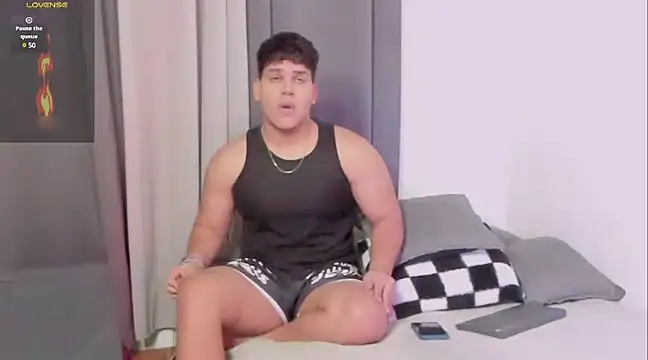 Snapshot of Khail68 chatting on 01/23/25, 05:35 Khail68 online show from 01/23/25, 05:35