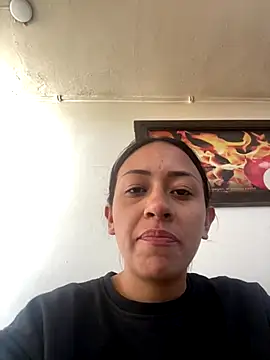 Snapshot of Little_aphrodite chatting on 09/21/25, 08:43 Little aphrodite online show from 09/21/25, 08:43