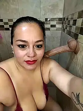 Snapshot of emily_sweet13 chatting on 11/01/25, 03:03 emily sweet13 online show from 11/01/25, 03:03