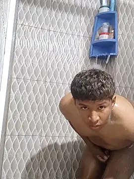 Snapshot of Tu_papi_69_ chatting on 09/25/25, 10:13 Tu papi 69 online show from 09/25/25, 10:13