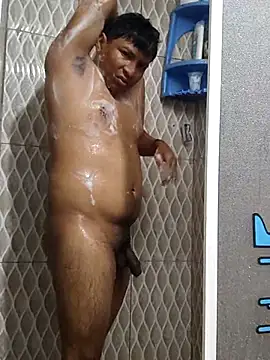 Snapshot of Tu_papi_69_ chatting on 10/18/25, 09:59 Tu papi 69 online show from 10/18/25, 09:59