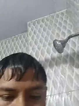 Snapshot of Tu_papi_69_ chatting on 10/20/25, 12:11 Tu papi 69 online show from 10/20/25, 12:11