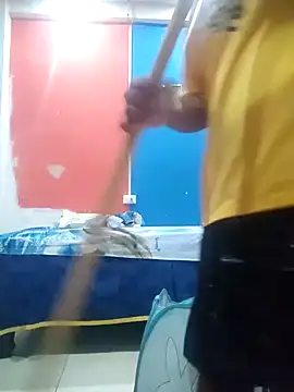 Snapshot of Tu_papi_69_ chatting on 10/26/25, 06:36 Tu papi 69 online show from 10/26/25, 06:36