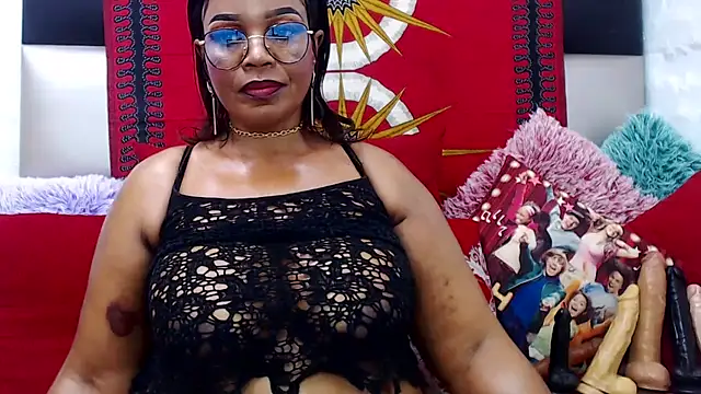 Snapshot of MATURExxxASS chatting on 10/18/25, 06:52 MATURExxxASS online show from 10/18/25, 06:52