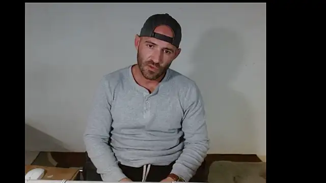 Snapshot of TheNakedPreacher chatting on 03/02/25, 12:54 TheNakedPreacher online show from 03/02/25, 12:54