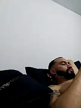 Snapshot of Juandiam chatting on 06/27/26, 06:07 Juandiam online show from 06/27/26, 06:07