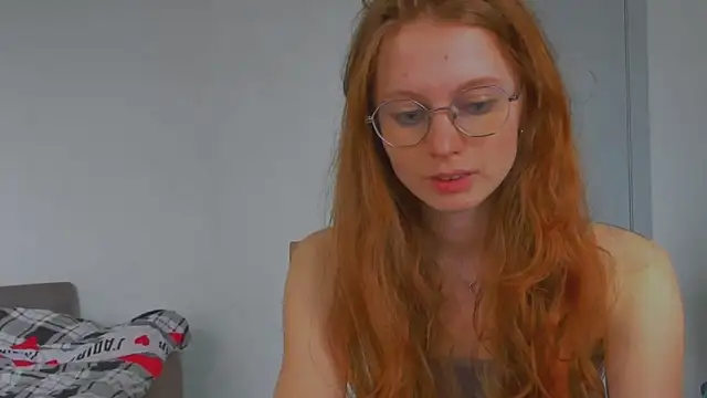 Snapshot of Fire_Luna chatting on 05/15/26, 12:56 Fire Luna online show from 05/15/26, 12:56