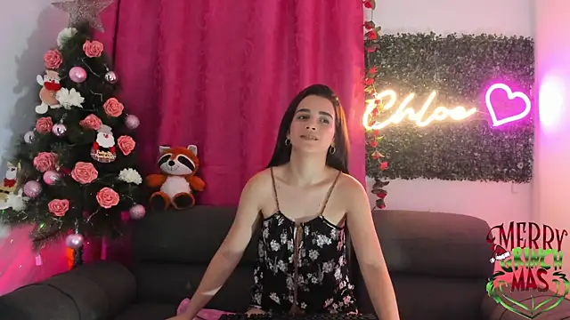 Snapshot of Chloesmithx_ chatting on 12/19/24, 10:21 Chloesmithx online show from 12/19/24, 10:21