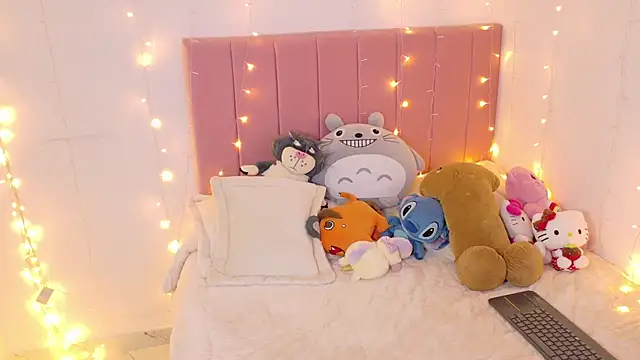 p3ach1 online show from 12/05/25, 03:15