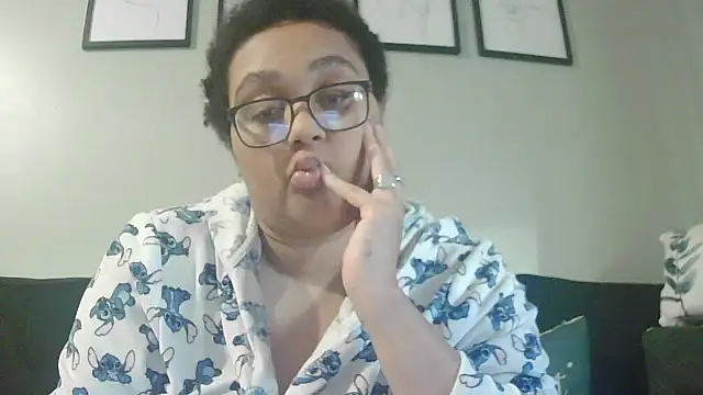 Snapshot of vanilla_chocolate23 chatting on 12/03/25, 08:45 vanilla chocolate23 online show from 12/03/25, 08:45