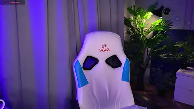 Snapshot of EnnySunrise chatting on 09/25/25, 07:06 EnnySunrise online show from 09/25/25, 07:06