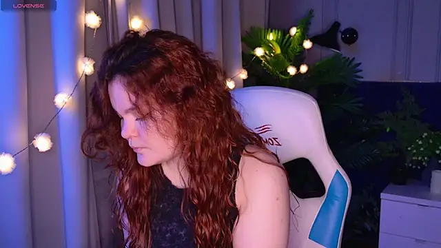 Snapshot of EnnySunrise chatting on 10/01/25, 06:58 EnnySunrise online show from 10/01/25, 06:58