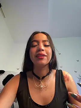 IamSteph13 online show from 05/15/26, 04:30