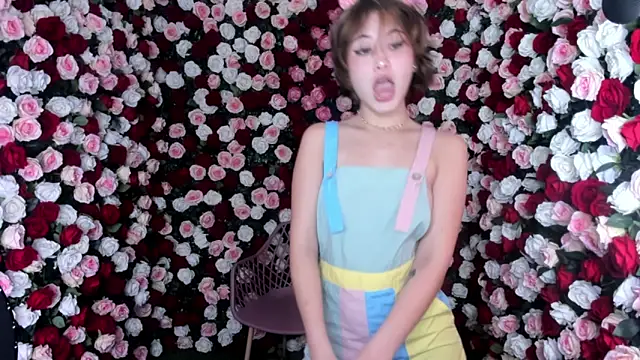 Hellen coy online show from 01/19/25, 01:22