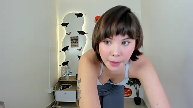 Snapshot of Hellen_coy chatting on 10/29/25, 03:31 Hellen coy online show from 10/29/25, 03:31