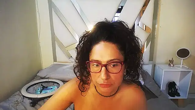 marilynetthan online show from 07/03/26, 02:12