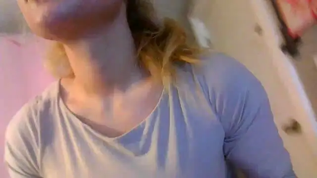 lexybabyxo online show from 12/04/25, 02:15