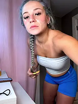 Snapshot of lexybabyxo chatting on 06/10/26, 01:21 lexybabyxo online show from 06/10/26, 01:21