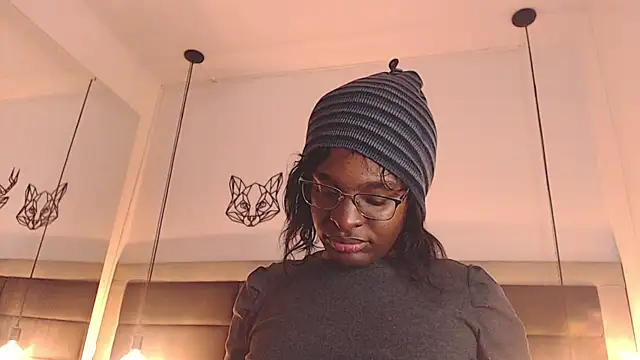 Snapshot of candy_lovee69 chatting on 10/10/25, 10:42 candy lovee69 online show from 10/10/25, 10:42