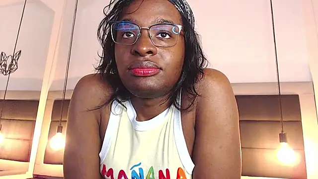 Snapshot of candy_lovee69 chatting on 10/27/25, 09:30 candy lovee69 online show from 10/27/25, 09:30