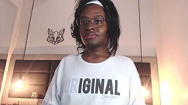 candy lovee69 online show from 10/29/25, 11:06