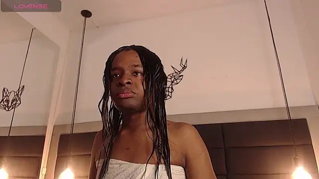 candy lovee69 online show from 05/02/26, 12:10